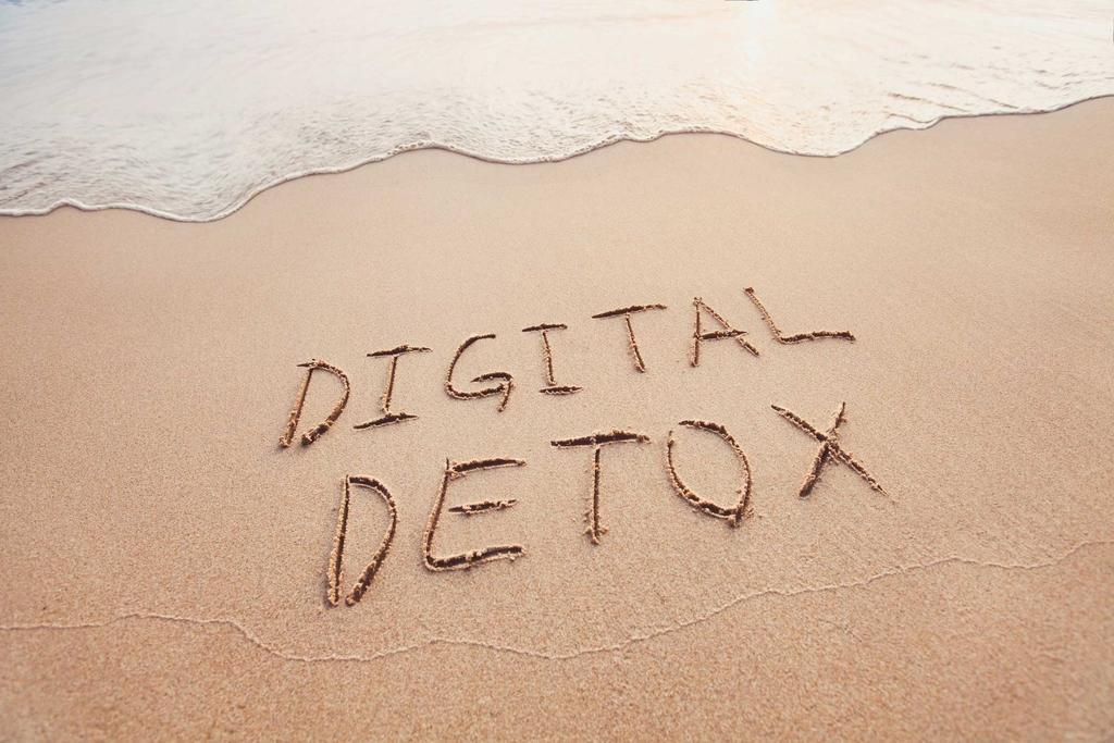 digital-detox (1).jpg